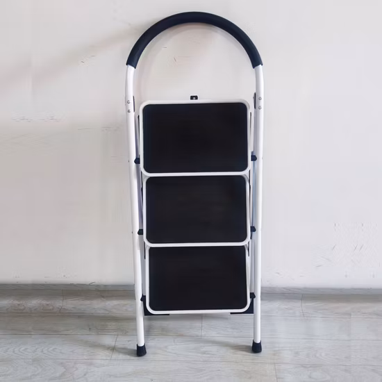 Escabeau pliant léger pour adultes avec anti